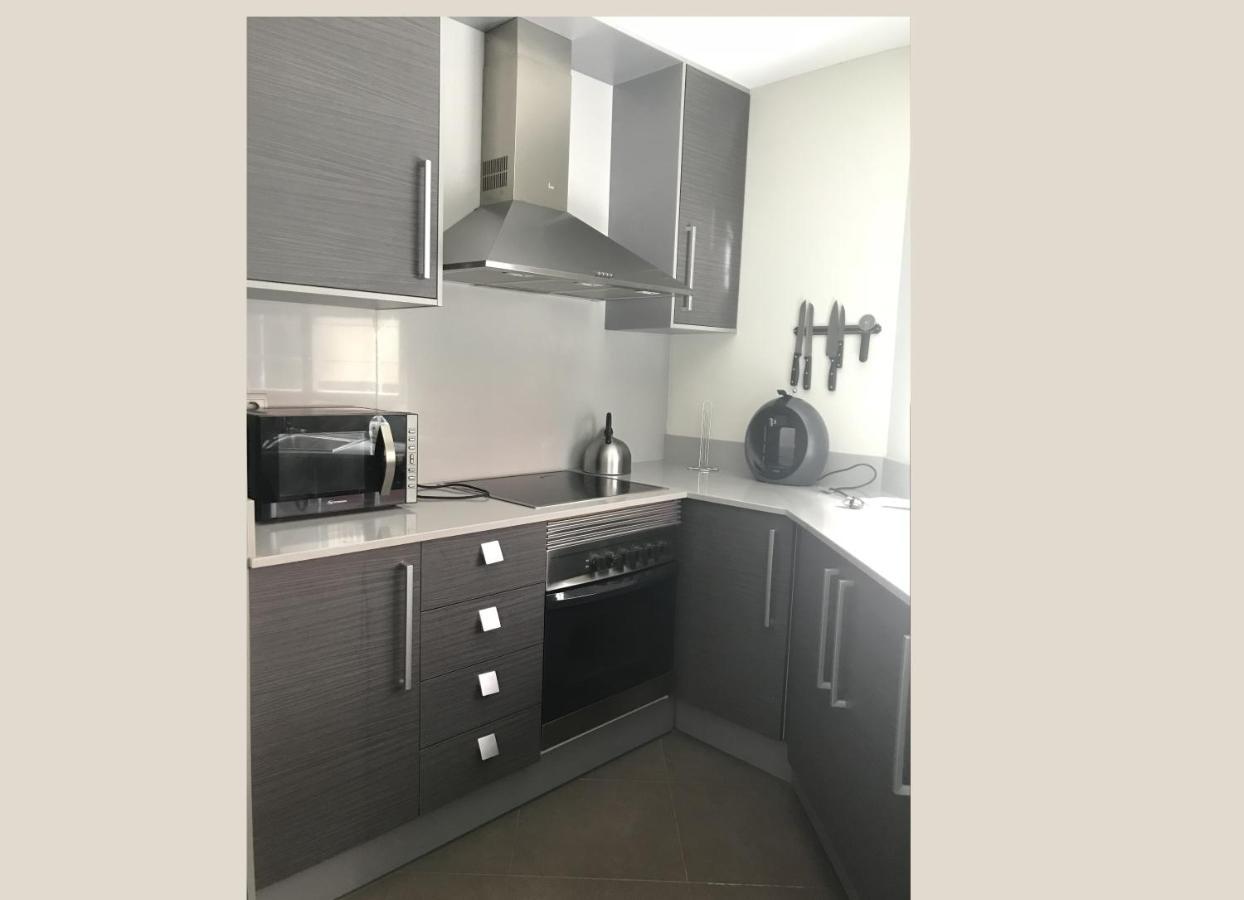 Stunning 2-Bed Apartment In Pego Esterno foto